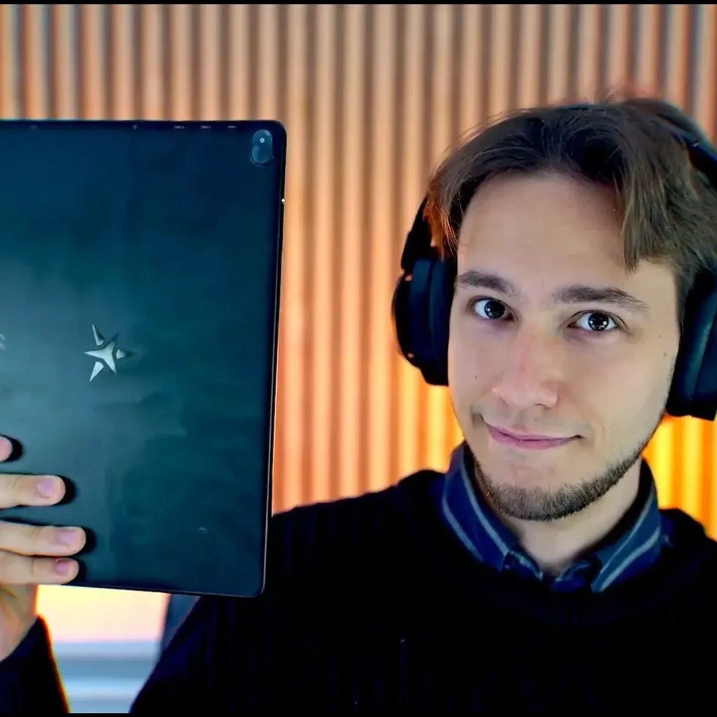 We Need More of these Linux Laptops! episode artwork